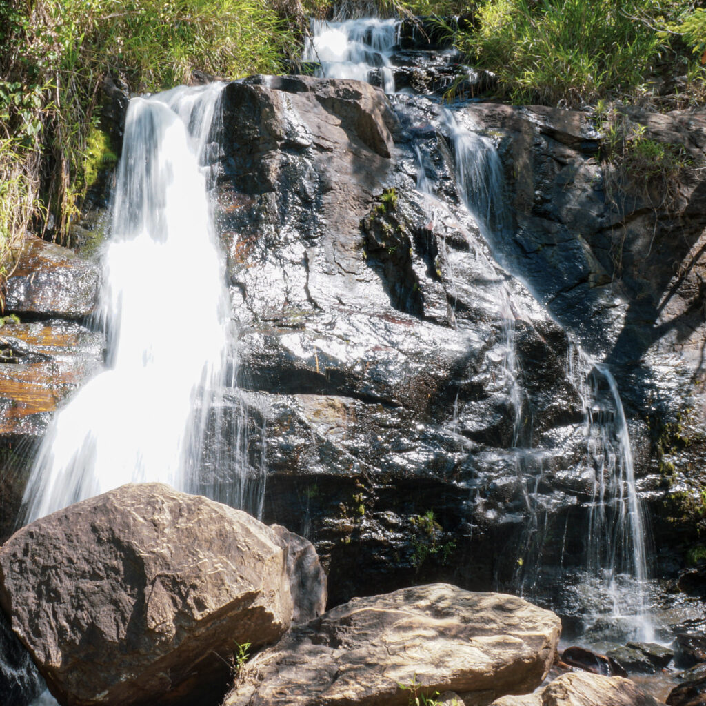 Cachoeira da Gomeira nos arredores da cidade de Passa Quatro.